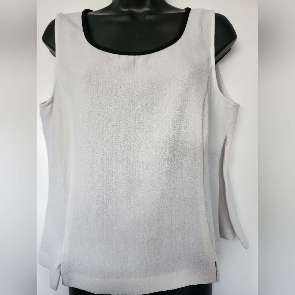 Perceptions White Sleeveless Tank Top